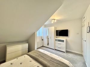 Photo 16- click for photo gallery